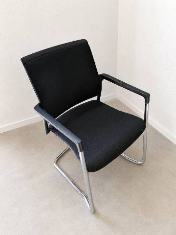 Konferenzstuhl 58x57x84 cm